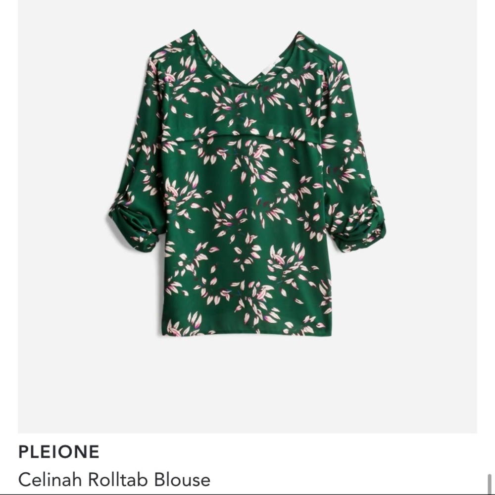 Pleione Celinah Rolltab Blouse